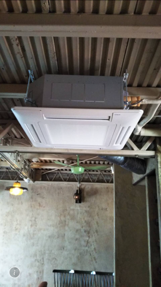 業務用エアコン1